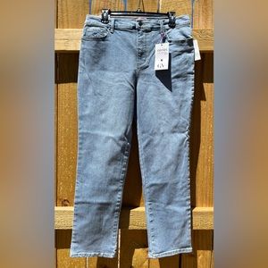 NWT - Gloria Vanderbilt Jeans
